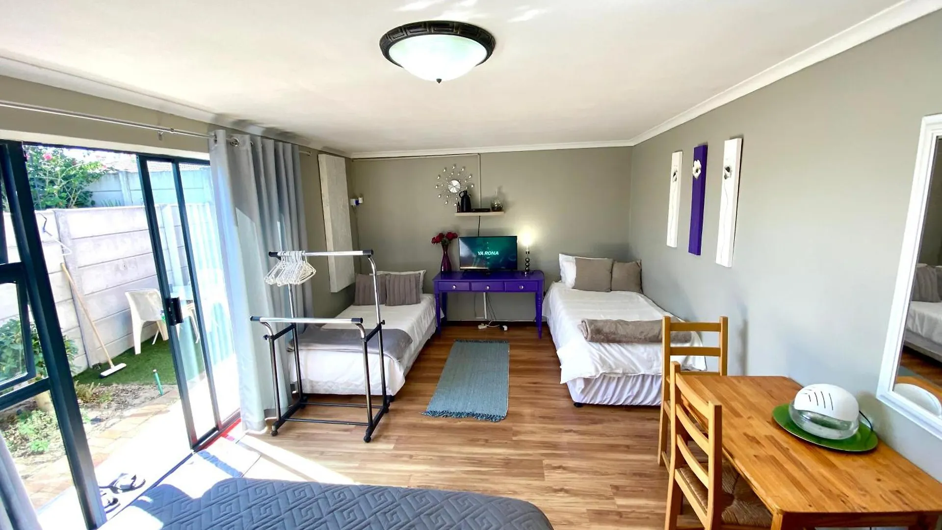 Azura Sleep Brackenfell Apartment