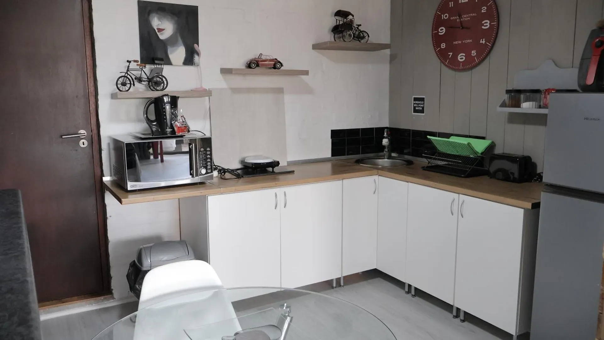 Azura Sleep Brackenfell Apartment